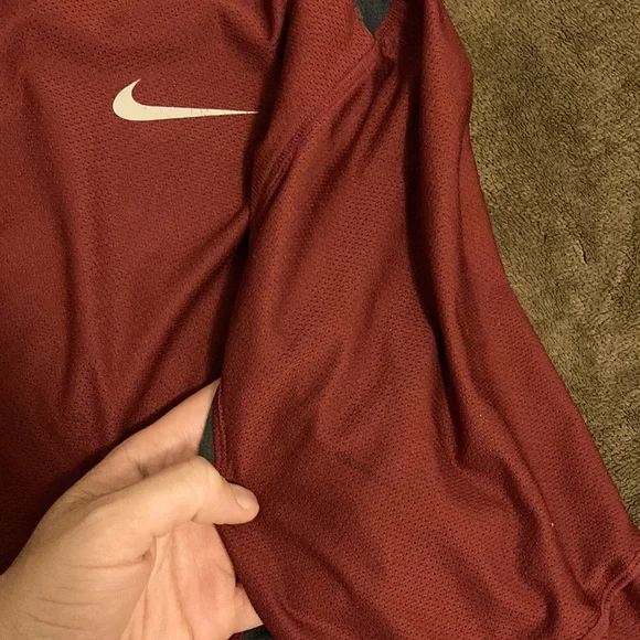 Nike Dri-Fit shirt - Picture 7 of 7